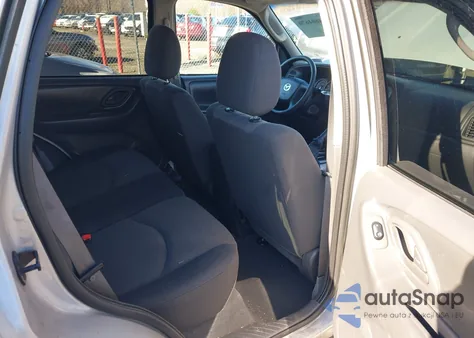 2005 Mazda Tribute I из США, поврежденный, VIN 4F2YZ92Z15KM37302